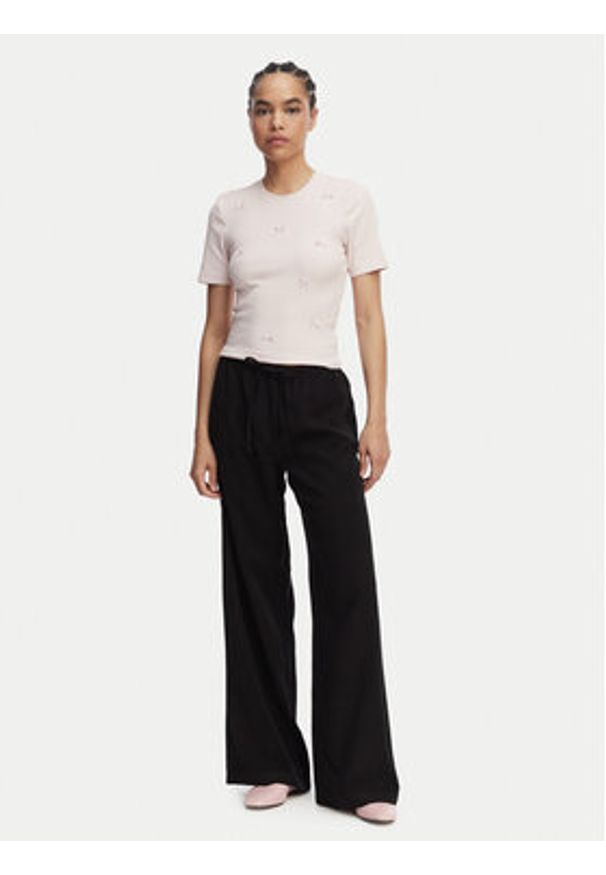 only - ONLY T-Shirt Femke 15369336 Różowy jasny Slim Fit. Kolor: różowy. Materiał: bawełna