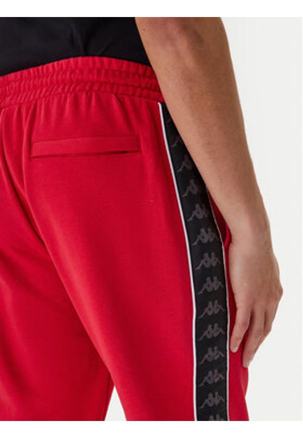 Kappa Spodnie dresowe Banda Alanz 3 321Y8FW Czerwony Comfort Fit. Kolor: czerwony. Materiał: bawełna