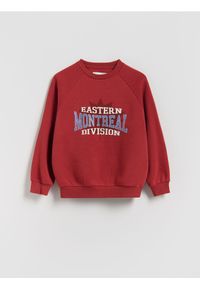 Reserved - Bluza z nadrukiem - czerwony. Kolor: czerwony. Materiał: bawełna, dzianina. Wzór: nadruk #1