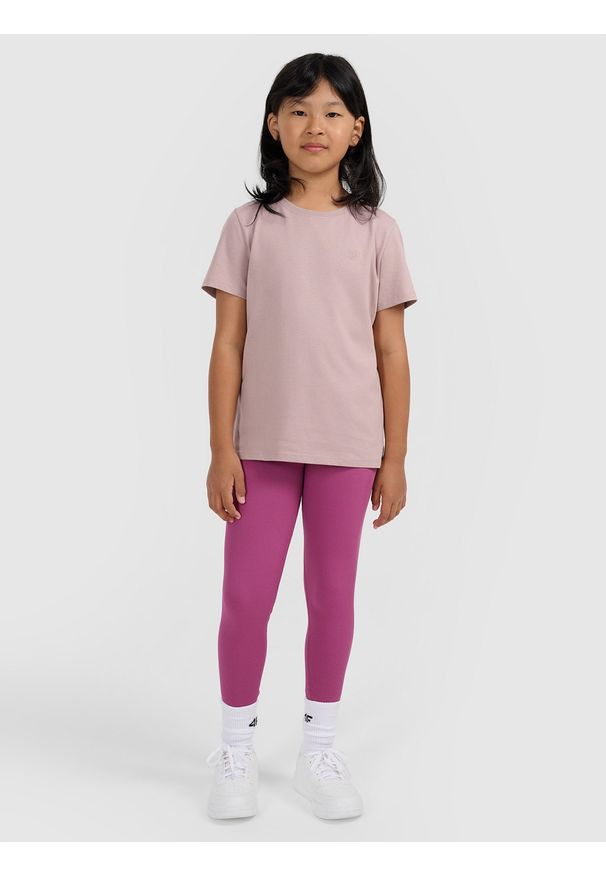 4f - 4F T-shirt oversize gładki dziewczęcy - beżowy 122 (6-7 lat). Okazja: na co dzień. Kolor: beżowy. Materiał: jersey, bawełna, dzianina. Długość rękawa: krótki rękaw. Długość: krótkie. Wzór: gładki. Sezon: lato. Styl: sportowy, klasyczny, casual