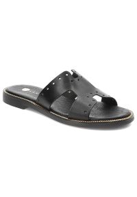 Czarne Klapki Armodo Modne Buty Damskie. Kolor: czarny. Sezon: lato. Obcas: na obcasie. Styl: klasyczny. Wysokość obcasa: niski