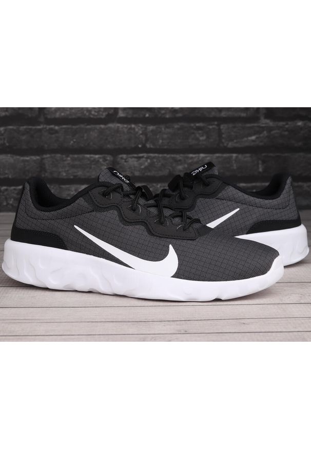 Buty męskie do biegania Nike EXPLORE STRADA. Kolor: biały, wielokolorowy, czarny, szary