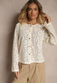 Renee - Beżowa Bluzka Ażurowa z Bawełny z Guzikami Kerisia. Okazja: na co dzień. Kolor: beżowy. Materiał: bawełna. Wzór: ażurowy. Styl: elegancki, casual #4