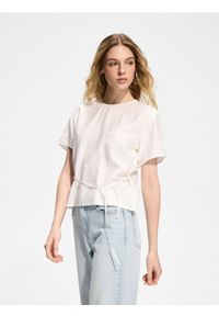 Reserved - T-shirt z wiązaniem - biały. Kolor: biały. Materiał: tkanina, wiskoza. Wzór: gładki. Styl: klasyczny #1