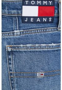 Tommy Jeans jeansy Mom Jean damskie high waist. Stan: podwyższony. Kolor: niebieski #2