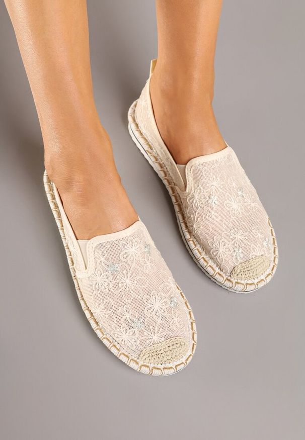Born2be - Beżowe Espadryle Ozdobione Plecionką Erelitia. Okazja: na co dzień, na imprezę, na spacer. Kolor: beżowy. Materiał: jeans. Szerokość cholewki: normalna. Wzór: aplikacja. Sezon: lato. Styl: casual