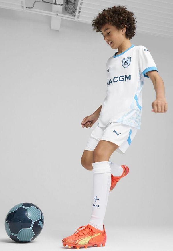 Puma - Młodzieżowe szorty Olympique Marsylia 24/25 PUMA White Bleu Azur Blue. Kolor: biały, wielokolorowy, niebieski. Sport: piłka nożna