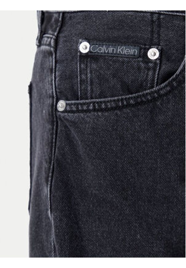 Calvin Klein Jeans Szorty jeansowe J20J225190 Czarny Loose Fit. Kolor: czarny. Materiał: bawełna