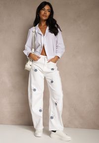 Renee - Białe Jeansy Balloon High Waist z Kwiatowym Haftem Irolyn. Stan: podwyższony. Kolor: biały. Wzór: kwiaty, haft. Styl: klasyczny, elegancki #3