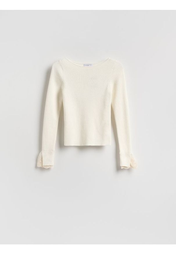 Reserved - Bluzka z ozdobną wstawką - kremowy. Kolor: kremowy. Materiał: dzianina, wiskoza