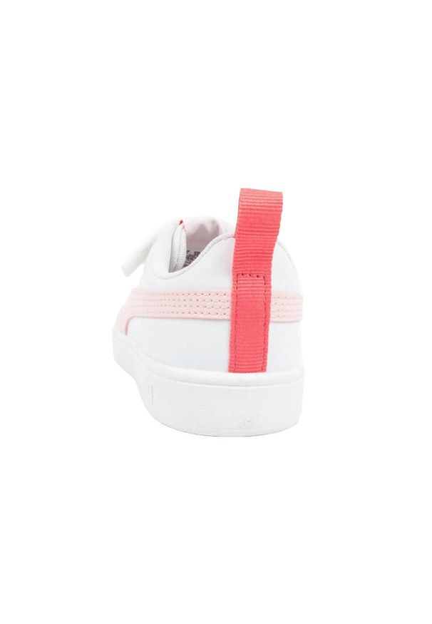 Puma - Dziecięce/Trenery Rickie Ac. Kolor: biały. Sport: turystyka piesza