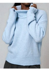 Sinsay - Klasyczny golf z domieszką wełny - niebieski. Typ kołnierza: golf. Kolor: niebieski. Materiał: wełna. Styl: klasyczny #1