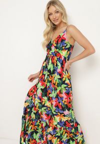 Born2be - Czarno-Zielona Wiskozowa Sukienka na Ramiączkach z Kopertowym Dekoltem i Gumką w Talii z Tiamalen. Okazja: na imprezę, na co dzień. Typ kołnierza: dekolt kopertowy. Kolor: czarny. Materiał: wiskoza. Długość rękawa: na ramiączkach. Wzór: aplikacja. Typ sukienki: kopertowe. Styl: elegancki, casual, klasyczny, wizytowy #4