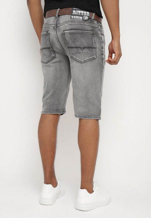 Born2be - Szare Szorty Jeansowe z Bawełny Dodatkowo Pasek z Ekoskóry Tramelia. Okazja: na co dzień. Kolor: szary. Materiał: jeans, bawełna. Długość: do kolan. Styl: elegancki, casual
