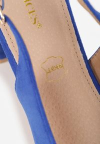 Born2be - Niebieskie Sandały Vices na Obcasie Bez Pięty ze Skórzaną Wkładką i Cyrkoniami Nimiotte. Okazja: na co dzień. Zapięcie: sprzączka. Kolor: niebieski. Materiał: skóra. Sezon: lato. Obcas: na obcasie. Styl: casual, elegancki. Wysokość obcasa: średni #9