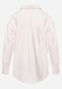 Born2be - Różowa Koszula z Bawełną w Paski Ozdobiona Haftem Sercem Sewriva. Okazja: na co dzień. Typ kołnierza: kołnierzyk klasyczny. Kolor: różowy. Materiał: bawełna. Wzór: aplikacja, haft, paski. Styl: casual, klasyczny #2