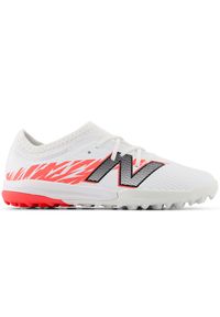Turfy dziecięce New Balance FURON TEAM JNR TF V8 SJF3TIB8 – białe. Kolor: biały. Materiał: materiał, syntetyk. Szerokość cholewki: normalna. Sezon: zima. Sport: piłka nożna