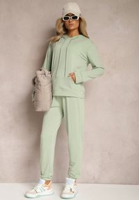 Renee - Jasnozielony Klasyczny Komplet Dresowy z Bluzą Kangurką i Spodniami Typu Jogger Salevia. Kolor: zielony. Materiał: dresówka