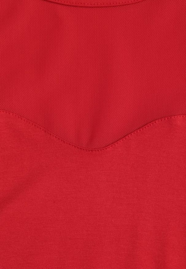 Born2be - Czerwona Bluzka z Siateczkową Górą i Półgolfem Lufenna. Kolor: czerwony. Materiał: wiskoza. Styl: elegancki