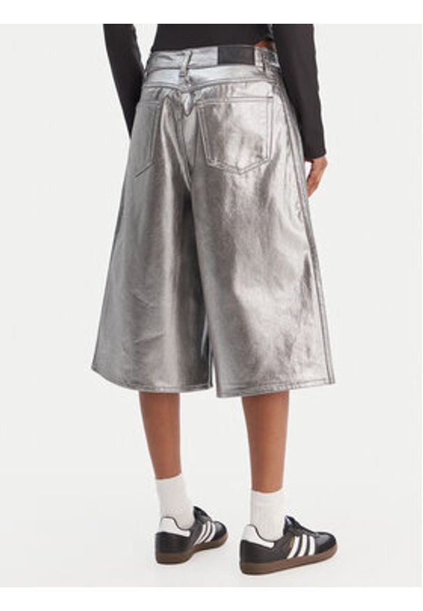 Adidas - adidas Szorty jeansowe Firebird Jorts KD2930 Srebrny Regular Fit. Kolor: srebrny. Materiał: bawełna