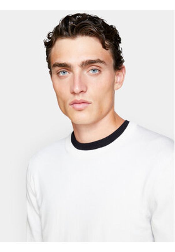 Sisley Sweter 10F2S1C78 Beżowy Slim Fit. Kolor: beżowy. Materiał: bawełna