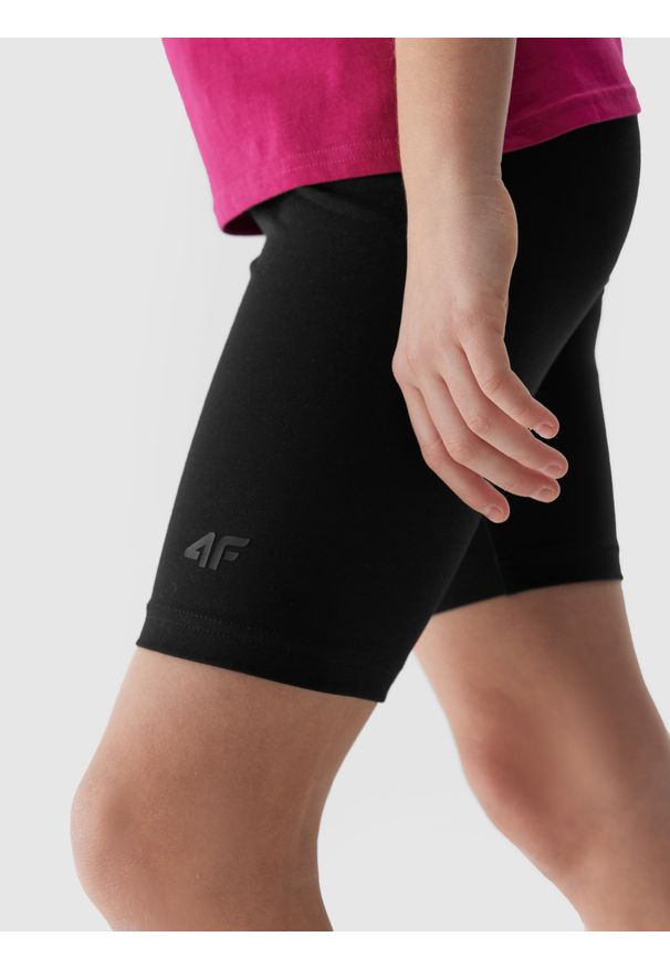 4f - 4F Legginsy kolarki dzianinowe dziewczęce - czarne 122/128 (6-8 lat). Okazja: na co dzień. Stan: obniżony. Kolor: czarny. Materiał: dzianina. Długość: krótkie. Wzór: gładki, jednolity, ze splotem. Sezon: lato. Styl: sportowy, casual