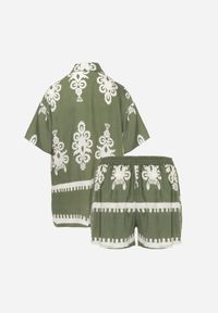 Renee - Ciemnozielony Komplet z Rustykalnym Wzorem z Szortami i Koszulą Tosnea. Kolor: zielony. Materiał: materiał, wiskoza #2