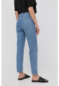 GESTUZ - Gestuz jeansy Dena damskie high waist. Stan: podwyższony. Kolor: niebieski