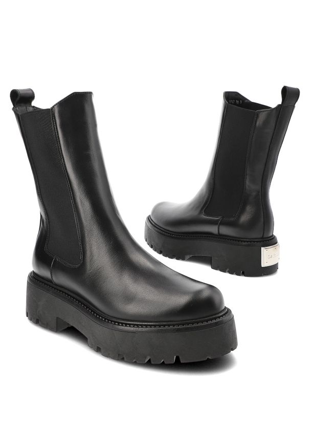 Czarne Botki Carinii Stylowe Wsuwane Workery Damskie. Okazja: na co dzień. Zapięcie: bez zapięcia. Kolor: czarny. Materiał: skóra. Styl: elegancki