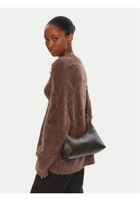 Calvin Klein Torebka Emblem Aop Conv Shoulder Bag LV04F3298G Czarny. Kolor: czarny. Materiał: skórzane #1