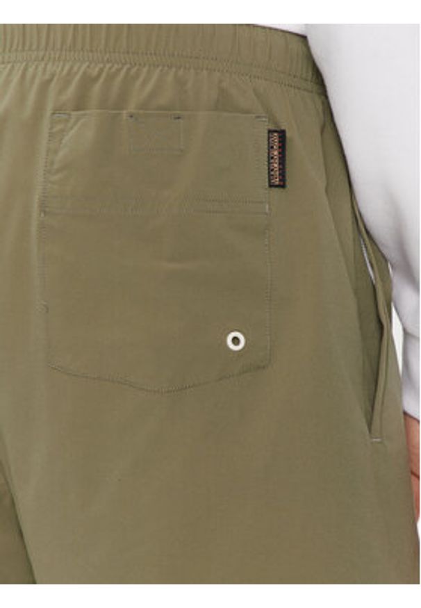 Napapijri Szorty kąpielowe V-Sahtu NP0A4HON Zielony Regular Fit. Kolor: zielony. Materiał: syntetyk