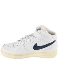 Nike - Buty sportowe Sneakersy damskie, Air Force 1 '07 Mid. Kolor: biały. Model: Nike Air Force. Sport: turystyka piesza