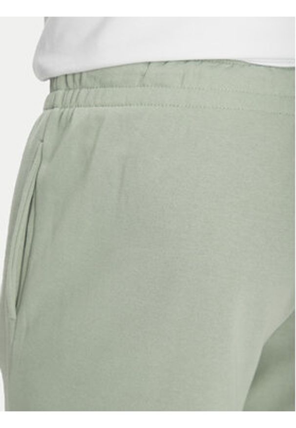 Jack & Jones - Jack&Jones Spodnie dresowe Gordon 12268442 Zielony Regular Fit. Kolor: zielony. Materiał: syntetyk