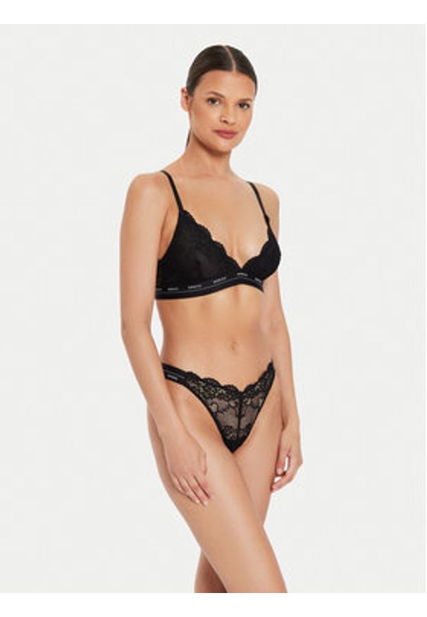 Guess Stringi O4YE01 PZ01C Czarny. Kolor: czarny. Materiał: syntetyk