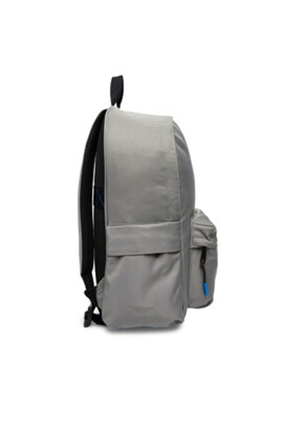 Calvin Klein Plecak Bold Round Backpack LV04D3114G Szary. Kolor: szary. Materiał: materiał