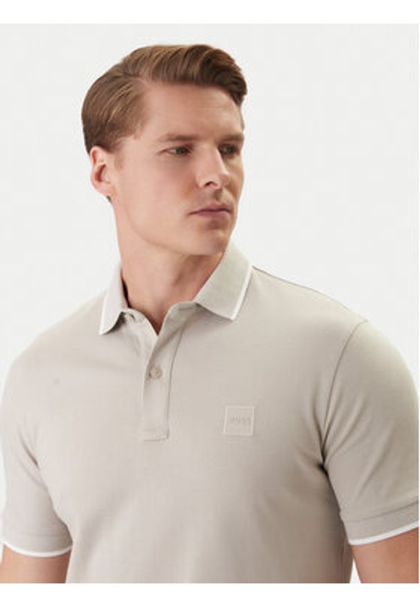 BOSS Polo Passertip 50507699 Beżowy Regular Fit. Typ kołnierza: polo. Kolor: beżowy. Materiał: bawełna
