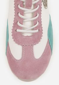 Renee - Biało-Fioletowe Sneakersy ze Skóry Naturalnej Ozdobione Metaliczną Aplikacją Tidina. Zapięcie: sznurówki. Kolor: biały. Materiał: skóra. Wzór: aplikacja. Sezon: wiosna #9