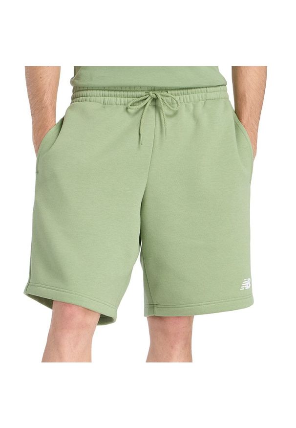 Spodenki męskie New Balance MS43903AAR - zielone. Kolor: zielony. Materiał: bawełna, dresówka, poliester