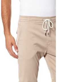 Wrangler - WRANGLER SPODNIE MĘSKIE DRAWSTRING CHINO CAMEL WASHED W16DP749J $. Materiał: materiał #5