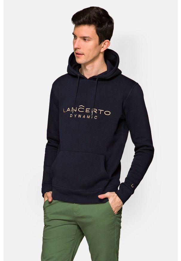 Lancerto - Bluza Granatowa z Kapturem Avery. Okazja: na co dzień. Typ kołnierza: kaptur. Kolor: niebieski. Materiał: jeans, dresówka, dzianina, bawełna, syntetyk, poliester. Wzór: napisy, haft, kolorowy. Styl: casual, sportowy