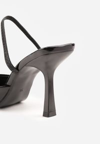 Born2be - Czarne Lakierowane Szpilki z Elastycznym Paskiem na Piętę Balzorwyn. Okazja: na randkę, do pracy, na wesele, na spotkanie biznesowe, na ślub cywilny. Nosek buta: szpiczasty. Zapięcie: pasek. Kolor: czarny. Materiał: lakier. Obcas: na szpilce. Styl: elegancki, biznesowy, klasyczny. Wysokość obcasa: średni #4