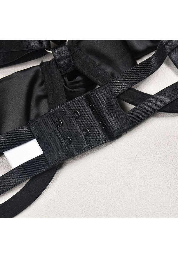 Intica - Komplet bielizny z kokardami i regulowanymi ramiączkami Chrysa. Kolor: czarny. Materiał: materiał