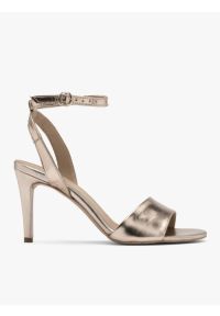 Ryłko - Złote sandały na szpilce. Kolor: złoty. Materiał: skóra. Obcas: na szpilce. Styl: street. Wysokość obcasa: średni #1