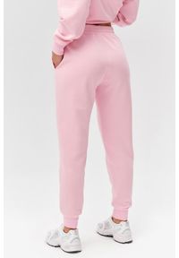 ROUGH RADICAL - Damskie spodnie dresowe Rough Radical Cotton Active Joggers. Kolor: różowy. Materiał: dresówka. Sport: fitness