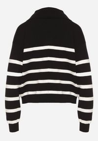 Born2be - Czarno-Biały Golf Sweter Zapinany na Suwak w Paski Sakine. Typ kołnierza: golf. Kolor: czarny. Wzór: paski #7