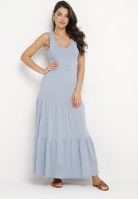 Born2be - Niebieska Bawełniana Sukienka Maxi Bez Rękawów Lorenis. Okazja: na co dzień. Typ kołnierza: dekolt w serek. Kolor: niebieski. Materiał: bawełna. Długość rękawa: bez rękawów. Sezon: lato. Styl: elegancki, casual. Długość: maxi #1