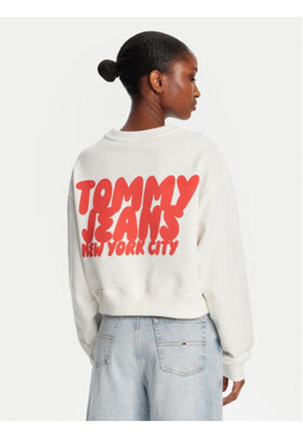Tommy Jeans Bluza DW0DW21345 Biały Relaxed Fit. Kolor: biały. Materiał: bawełna