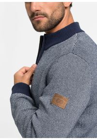 bonprix - Gruby kardigan z czystej bawełny. Typ kołnierza: kołnierzyk stójkowy. Kolor: niebieski. Materiał: bawełna. Wzór: jednolity. Styl: elegancki #2