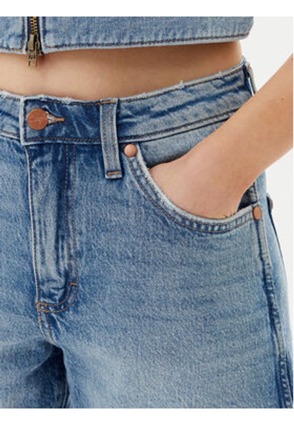 Wrangler Szorty jeansowe Cowboy 112362703 Niebieski Relaxed Fit. Kolor: niebieski. Materiał: bawełna