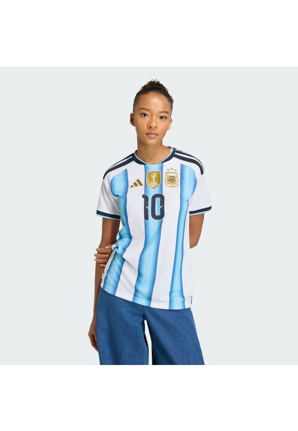 Adidas - Koszulka podstawowa Argentyna 26 Messi. Kolor: niebieski, wielokolorowy, biały. Technologia: ClimaCool (Adidas). Sport: piłka nożna